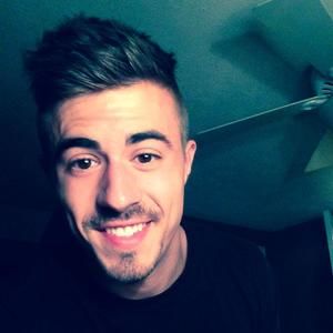 Meet your Posher, Seth